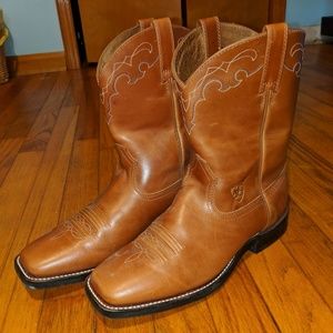 Brand New Ariat Womens Boots 7.5